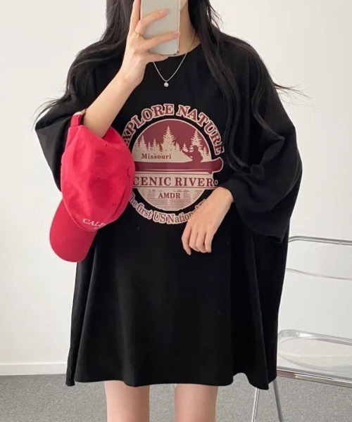 Lips（リップス）の「ゆるっとビッグシルエットで抜け感抜群！アウトドア風プリントカットソー（Tシャツ/カットソー・レディース・グレー/ブラック/ライトグレー・FREE）」の10枚目の写真