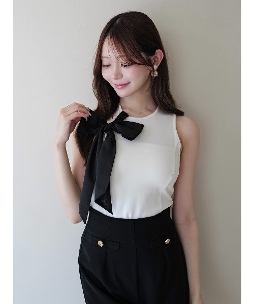 EIMY ISTOIRE(エイミーイストワール)の「2WAY RIBBON SLIT TANK(Tシャツ/カットソー・レディース・グレー/ブラック/ホワイト・F)」の1枚目の写真