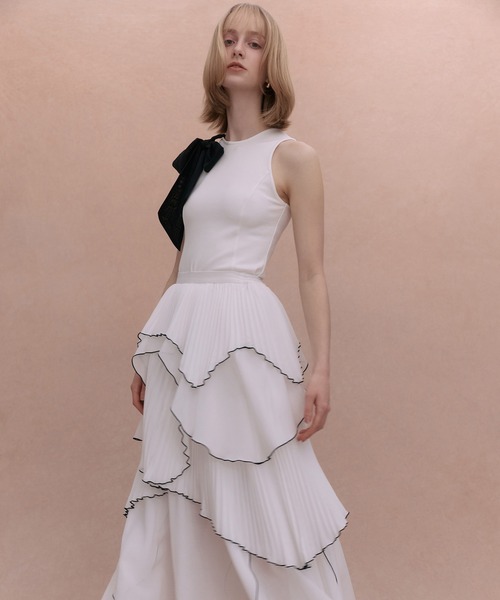 EIMY ISTOIRE(エイミーイストワール)の「2WAY RIBBON SLIT TANK(Tシャツ/カットソー・レディース・グレー/ブラック/ホワイト・F)」の6枚目の写真