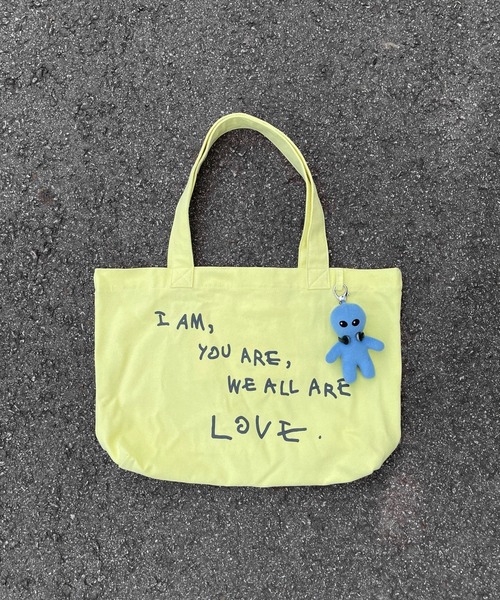 BLUELUE（ブルール）の「「BLUELUE / ブルールー」LOVE BIG トートバッグ（トートバッグ・レディース・チャコールグレー/ピンク/ライトグリーン/レモンイエロー/ブルー・FREE）」の4枚目の写真