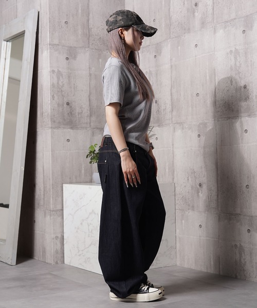1111clothing(ワンフォークロージング)の「レギュラーフィット サーマル ヘンリーネック Tee / Regular Fit Thermal Henley Neck Tee(Tシャツ/カットソー・メンズ・グレー/カーキ/ブラック/ネイビー・L/M/XL)」の21枚目の写真