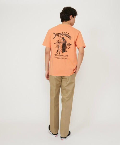 Dickies(ディッキーズ)の「Dickies/ディッキーズ グラフィックTシャツ 半袖(Worker)(Tシャツ/カットソー・メンズ・ブラック/ホワイト/オレンジ・MEDIUM/LARGE)」の14枚目の写真