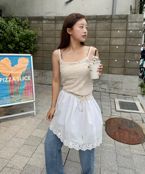 SINOON(シヌーン)の「Crochet Rose Knit Onepiece (Cream)(スカート・レディース・Cream・FREE)」の1枚目の写真
