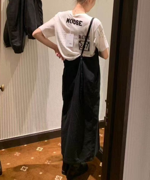 YUGA(ユーガ)の「YUGA_YGMC Korean-style Denim overall dress(ワンピース・レディース・ブラック/ホワイト・FREE)」の2枚目の写真