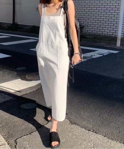 YUGA(ユーガ)の「YUGA_YGMC Korean-style Denim overall dress(ワンピース・レディース・ブラック/ホワイト・FREE)」の4枚目の写真