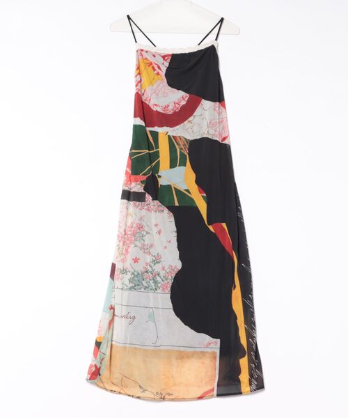 Desigual（デシグアル）の「アブストラクトアートキャミロングワンピース【2026-2027年秋冬新作】（ワンピース・レディース・ブラック・XS/S/M/L/XL）」の2枚目の写真