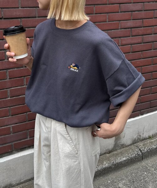 CIAOPANIC TYPY（チャオパニックティピー）の「【ユニセックス】OJISAN刺繍バックプリントワッフルTEE（Tシャツ/カットソー・レディース・チャコールグレー/ライトグレー/オフホワイト/サックスブルー・LARGE/MEDIUM）」の15枚目の写真