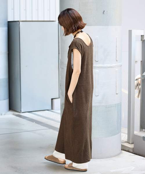 PROTAGONISTA(プロタゴニスタ)の「PROTAGONISTA/プロタゴニスタ 別注 NSワンピース 25SS-OP-09(ワンピース・レディース・ブラック/カーキ・FREE)」の5枚目の写真
