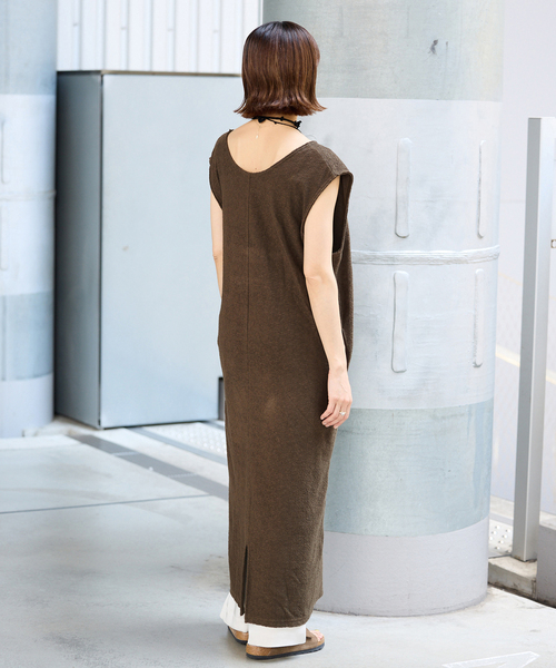 PROTAGONISTA(プロタゴニスタ)の「PROTAGONISTA/プロタゴニスタ 別注 NSワンピース 25SS-OP-09(ワンピース・レディース・ブラック/カーキ・FREE)」の6枚目の写真