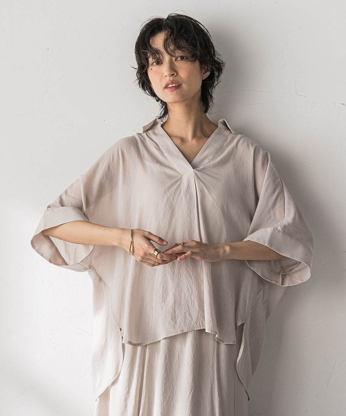 MAYSON GREY(メイソングレイ)の「麻調シアーBACKタックスキッパーブラウス(シャツ/ブラウス・レディース・ブラウン/ブラック/ベージュ・M)」の4枚目の写真