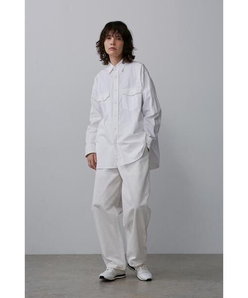 Y(ワイ)の「Y / ORGANIC COTTON HIGH DENSITY SATIN SHIRT(シャツ/ブラウス・メンズ・ネイビー/ホワイト・MEDIUM/LARGE)」の4枚目の写真