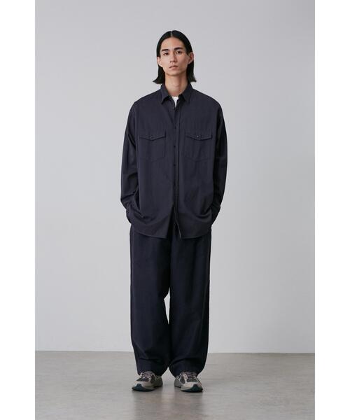 Y(ワイ)の「Y / ORGANIC COTTON HIGH DENSITY SATIN SHIRT(シャツ/ブラウス・メンズ・ネイビー/ホワイト・MEDIUM/LARGE)」の9枚目の写真