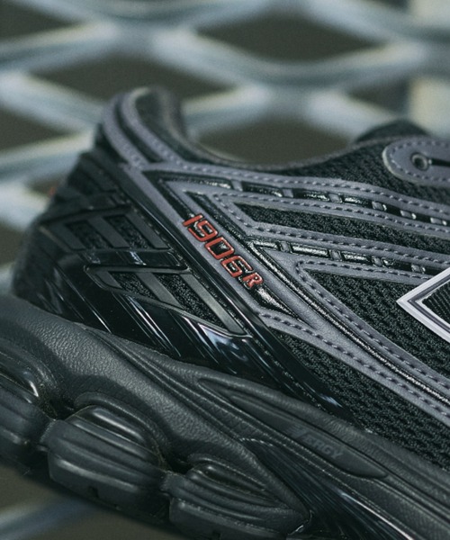 NEW BALANCE(ニューバランス)の「1906R U19069L0(スニーカー・メンズ・ブラック・26.0cm/25.0cm/24.0cm/23.0cm/30.0cm/28.5cm/27.5cm/26.5cm/25.5cm/24.5cm/23.5cm/22.5cm/29.0cm/28.0cm/27.0cm)」の12枚目の写真