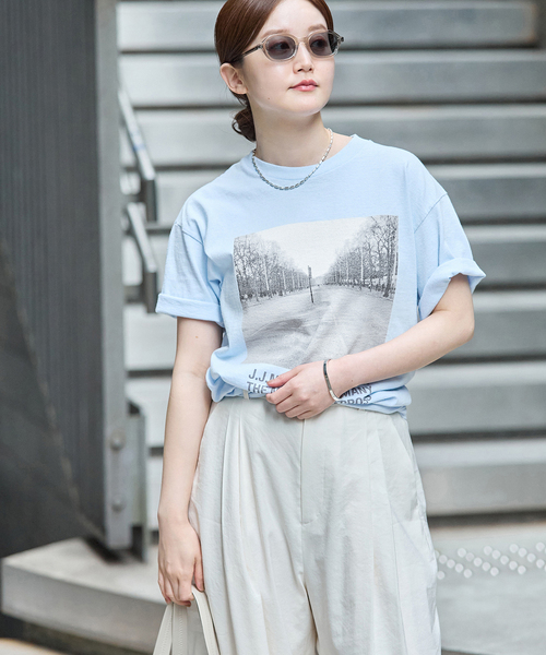 IENA(イエナ)の「J.J.Mercer/ジェイジェイマーサー フレンチフォトTシャツ C(Tシャツ/カットソー・レディース・スカイブルー・FREE)」の4枚目の写真