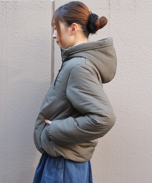 GYMPHLEX(ジムフレックス)の「Gymphlex/ジムフレックス ジップアップアウター ZIP UP OUTER GY-A0857 IED(ブルゾン・レディース・オリーブ/ブラック・14)」の4枚目の写真