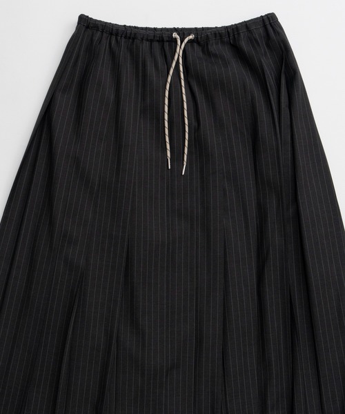 MAISON SPECIAL(メゾンスペシャル)の「Waist Drawstring Pleated Skirt/ウエストドローストリングプリーツスカート(スカート・レディース・ブラック/グレー・36/38)」の16枚目の写真