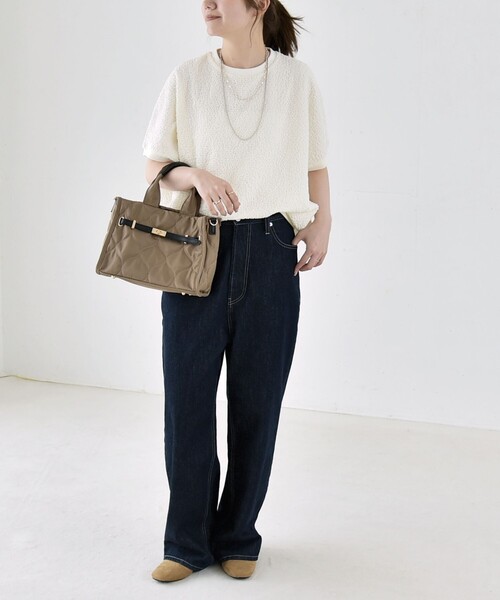 quaranciel(カランシエル)の「quaranciel:〈洗濯機可能〉カットジャカード ルーズ フレンチスリーブ プルオーバー(Tシャツ/カットソー・レディース・オフホワイト/ライトグリーン/ブラック・ONE SIZE)」の4枚目の写真