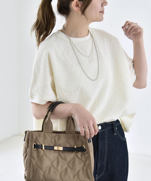 quaranciel(カランシエル)の「quaranciel:〈洗濯機可能〉カットジャカード ルーズ フレンチスリーブ プルオーバー(Tシャツ/カットソー・レディース・オフホワイト/ライトグリーン/ブラック・ONE SIZE)」の7枚目の写真