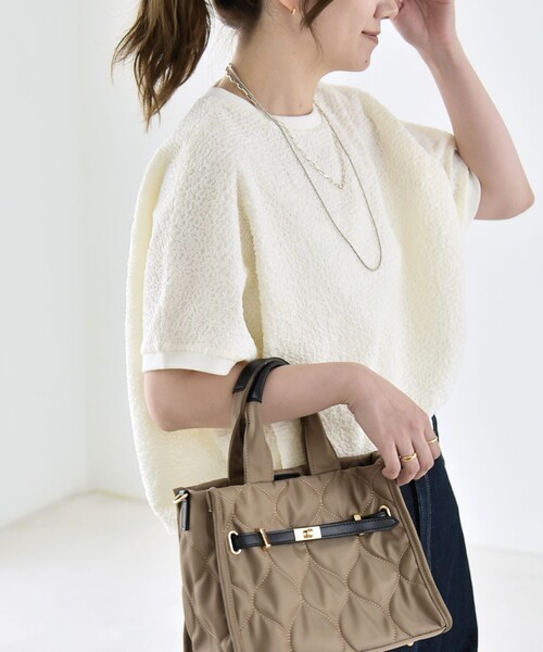 quaranciel(カランシエル)の「quaranciel:〈洗濯機可能〉カットジャカード ルーズ フレンチスリーブ プルオーバー(Tシャツ/カットソー・レディース・オフホワイト/ライトグリーン/ブラック・ONE SIZE)」の8枚目の写真