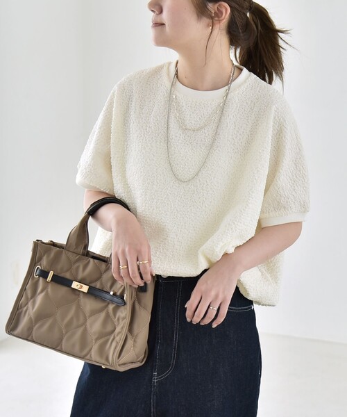 quaranciel(カランシエル)の「quaranciel:〈洗濯機可能〉カットジャカード ルーズ フレンチスリーブ プルオーバー(Tシャツ/カットソー・レディース・オフホワイト/ライトグリーン/ブラック・ONE SIZE)」の13枚目の写真