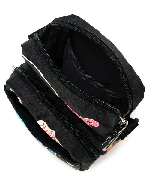 LeSportsac(レスポートサック)の「PW MINI PHONE XBODY パッチワークブラックミニフォーンクロスボディ(ショルダーバッグ・レディース・ブラック・FREE)」の8枚目の写真