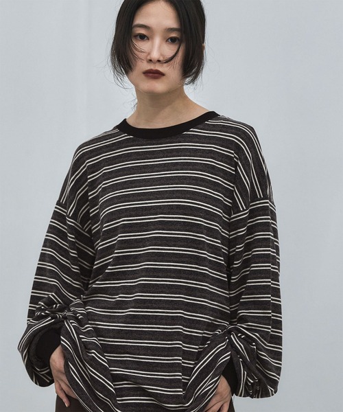 feepur（フェピュール）の「マルチボーダーオーバーロンTee（Tシャツ/カットソー・レディース・チャコールグレー/ブラウン・MEDIUM）」の9枚目の写真