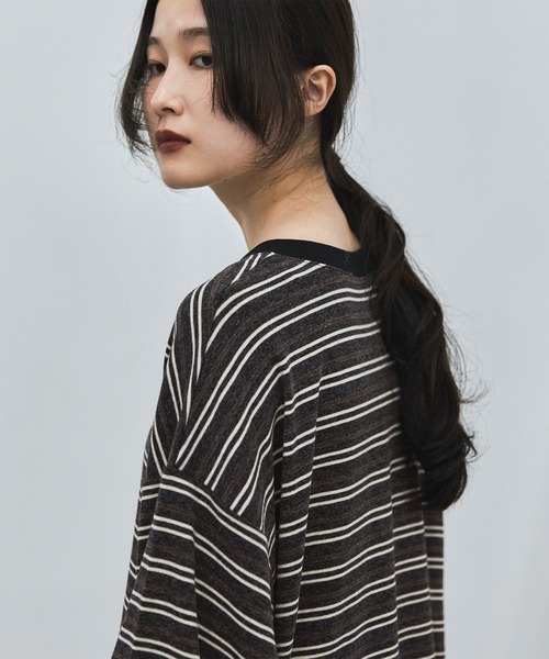 feepur（フェピュール）の「マルチボーダーオーバーロンTee（Tシャツ/カットソー・レディース・チャコールグレー/ブラウン・MEDIUM）」の13枚目の写真