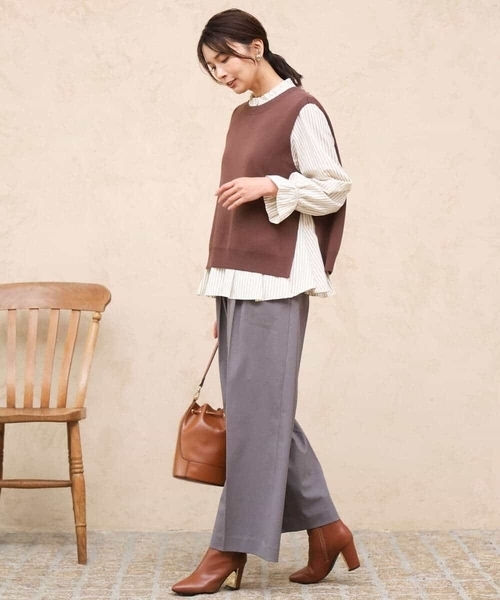 MK MICHEL KLEIN（エムケーミッシェルクラン）の「[洗える/イージーケア/抗ピリング/ナチュラルストレッチ]ストレートワイドシルエットパンツ（無地）（スラックス・レディース・グレー/ブラック・38）」の5枚目の写真