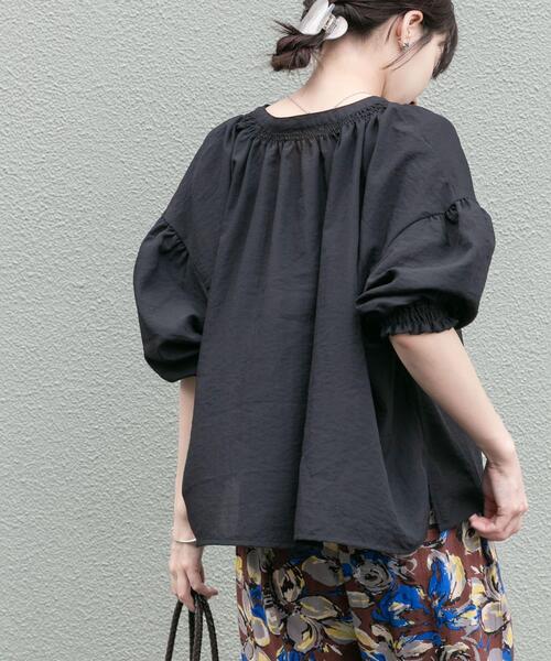 ITEMS URBANRESEARCH(アイテムズ アーバンリサーチ)の「スキッパーPEボイルシャツ(シャツ/ブラウス・レディース・オフホワイト/ブラック/ブルー/キャメル・FREE)」の21枚目の写真