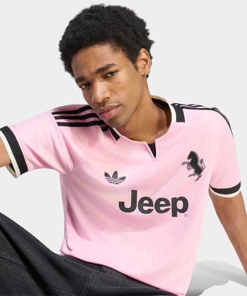 adidas（アディダス）の「ユベントス 26/27 アウェイ ユニフォーム / アディダス adidas（Tシャツ/カットソー・メンズ・ピンク・LARGE/XXX-LARGE/XX-LARGE/X-LARGE/SMALL/MEDIUM）」の6枚目の写真