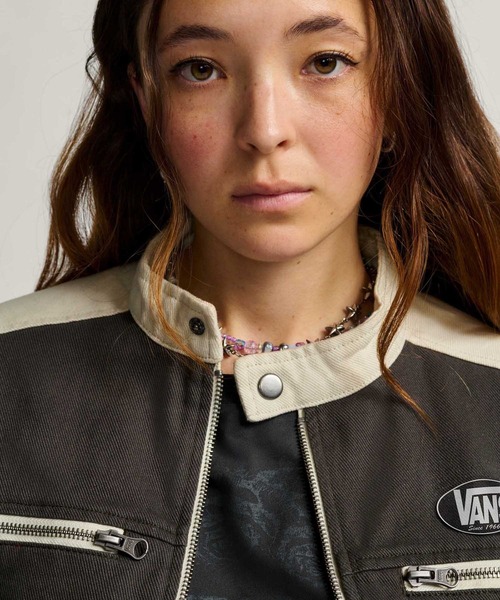 VANS(バンズ)の「ウィメンズ RYDEN バイカージャケット / Ryden Biker Jacket Faded Black VN000R3HEMV1(その他アウター・レディース・ダークグレー・SMALL/MEDIUM)」の5枚目の写真