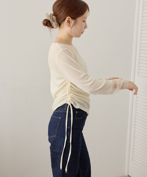 gemeil(ジェムイル)の「袖シアーベロアギャザートップス(LA-345)(Tシャツ/カットソー・レディース・アイボリー/ダークブラウン・FREE)」の10枚目の写真