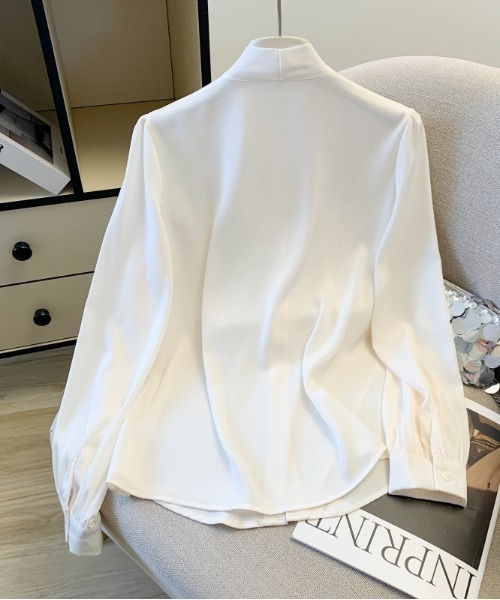 LUCPY(ラクピー)の「ビッグリボンボウタイブラウス(シャツ/ブラウス・レディース・ホワイト/ピンク・SMALL/MEDIUM/LARGE/X-LARGE)」の5枚目の写真