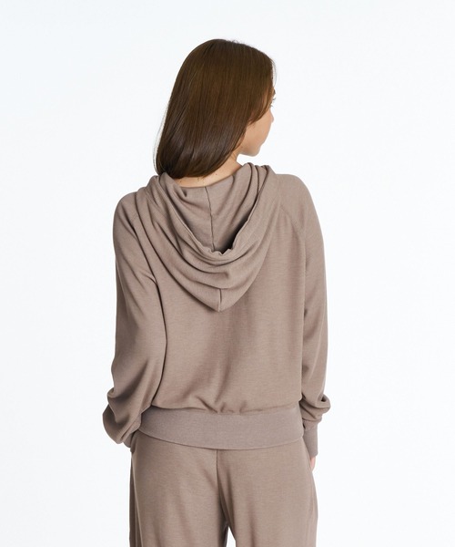 ROXY（ロキシー）の「ROXY FITNESS GENTLE FLOW HOODIE コラーゲン・アミノ酸配合 モイストジップフーディ パーカー 【2026年秋冬モデル】/ロキシーフーディー（パーカー・レディース・カモフラージュ/オフホワイト/ブラック系その他・SMALL/MEDIUM/LARGE）」の15枚目の写真