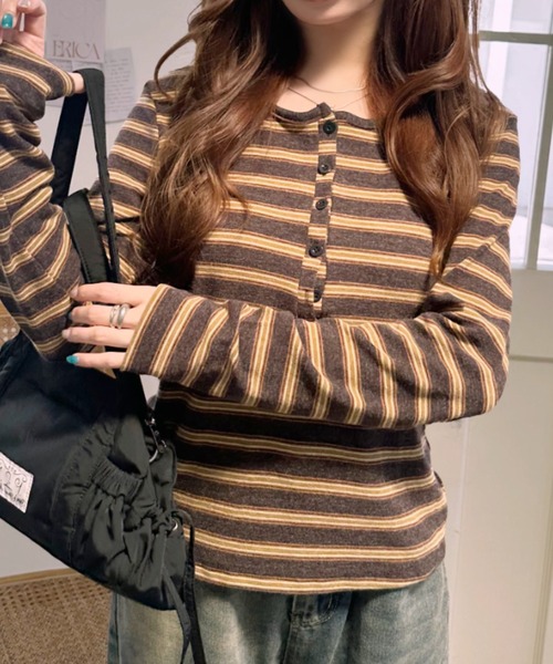 Ada.（エイダ）の「マルチボーダー ヘンリーネック カットソー（Tシャツ/カットソー・レディース・ブルー/イエロー/ボルドー/グレー・FREE）」の3枚目の写真