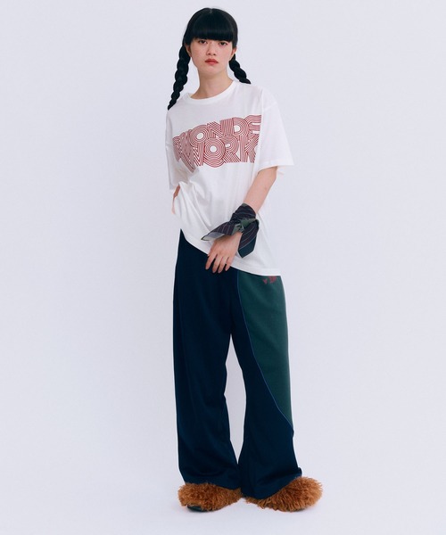 MONDEWORK(モンドワーク)の「MONDEWORKロゴTシャツ(Tシャツ/カットソー・レディース・ブラック/ホワイト/ブルー・L/XL/M)」の16枚目の写真