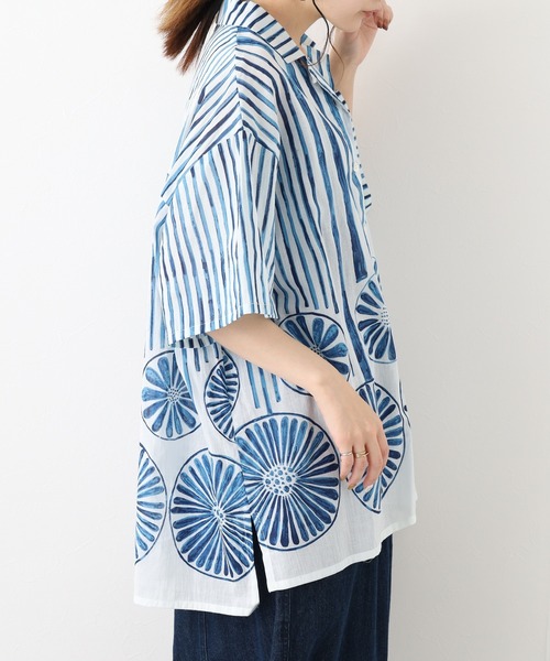 KILKI(キルキー)の「kilki 総柄オーバーサイズブラウス 半端袖(シャツ/ブラウス・レディース・レッド系/ブルー系・FREE)」の6枚目の写真