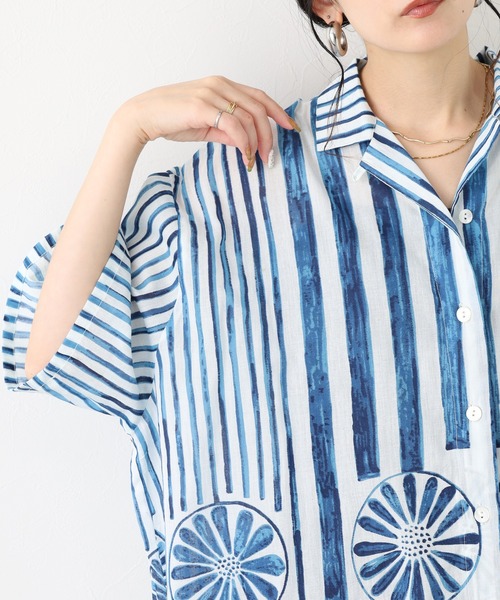 KILKI(キルキー)の「kilki 総柄オーバーサイズブラウス 半端袖(シャツ/ブラウス・レディース・レッド系/ブルー系・FREE)」の8枚目の写真