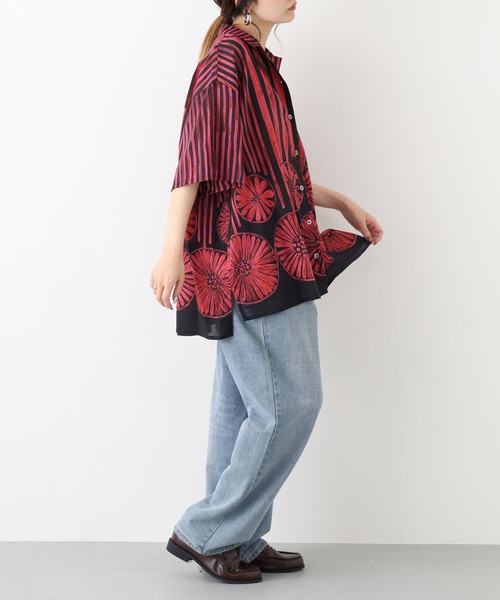 KILKI(キルキー)の「kilki 総柄オーバーサイズブラウス 半端袖(シャツ/ブラウス・レディース・レッド系/ブルー系・FREE)」の20枚目の写真