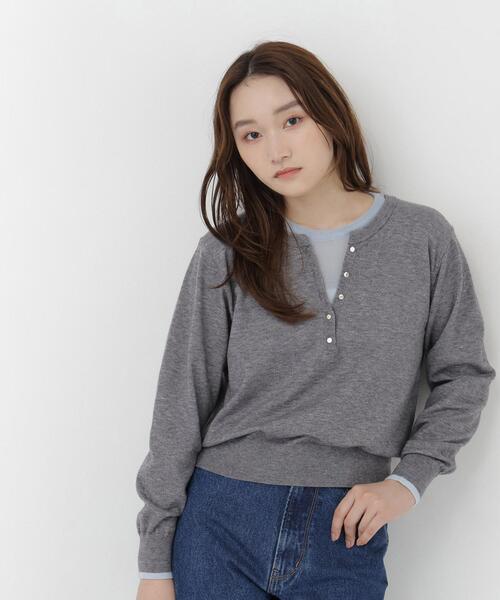 NATURAL BEAUTY BASIC(ナチュラルビューティーベーシック)の「ヘンリーネックレイヤードニット(ニット/セーター・レディース・イエロー系その他/ブラウン系その他/グレー系その他・FREE)」の7枚目の写真