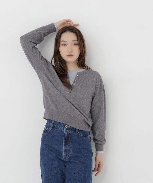 NATURAL BEAUTY BASIC(ナチュラルビューティーベーシック)の「ヘンリーネックレイヤードニット(ニット/セーター・レディース・イエロー系その他/ブラウン系その他/グレー系その他・FREE)」の9枚目の写真