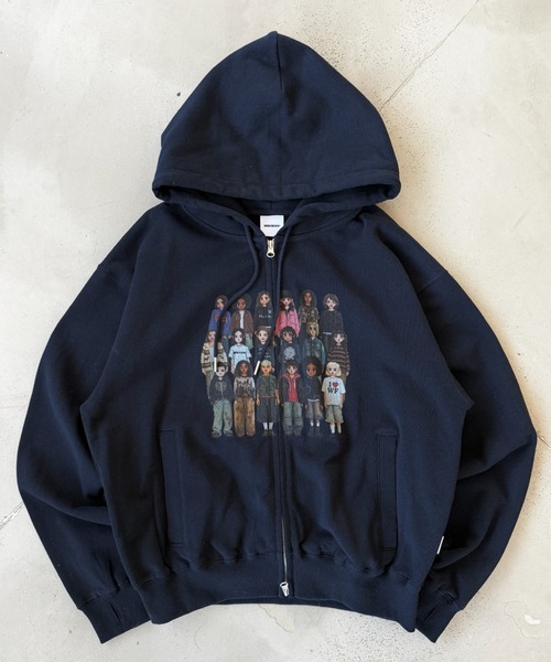 WISH FOR EVER(ウィッシュフォーエバー)の「PIXEL MODEL DESIGN ZIP HOODIE / ピクセルモデルデザインジップフーディ(パーカー・メンズ・パープル/エメラルド/ブラック/バーガンディー/グレー/ピンク/ネイビー・LARGE/MEDIUM/SMALL)」の4枚目の写真