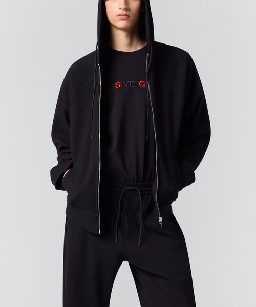 MSGM（エムエスジーエム）の「「MASSIVE GAME」 エンブロイダリーTシャツ（Tシャツ/カットソー・メンズ・ブラック・XS/M/L/XL/S）」の2枚目の写真