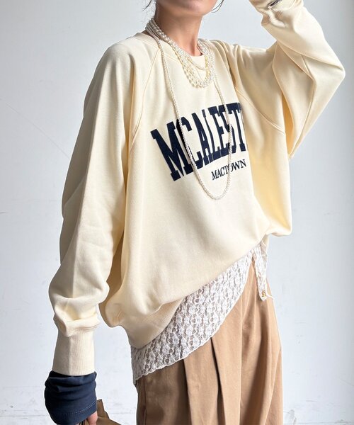 DouDou(ドゥドゥ)の「【WEB限定】ラグランワイドロゴプルオーバー(Tシャツ/カットソー・レディース・アイボリー/ネイビー/ブラウン/グレー・FREE)」の1枚目の写真