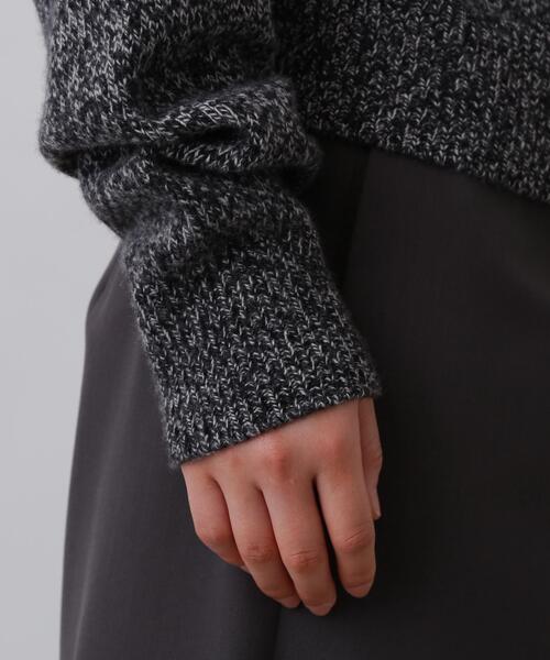 YLEVE(イレーヴ)の「YLEVE / WOOL CASHMERE MELANGE KNIT FULL ZIP PULL OVER(ニット/セーター・レディース・ブラック/ブルー・1)」の5枚目の写真