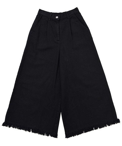 PUNYUS（プニュズ）の「フリンジフレアデニムパンツ（デニムパンツ・レディース・ブラック/ダークインディゴブルー・1/2/3/4）」の2枚目の写真