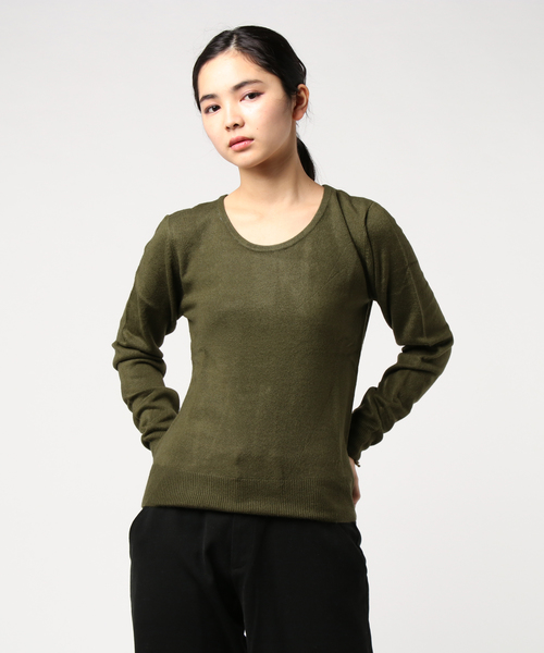 KOBE LETTUCE（コウベレタス）の「おうちで洗えるカシミアタッチニットトップス（ニット/セーター・レディース・ブラウン/モスグリーン/ダークブルー/バーガンディー/ダークグレー/グリーン系その他/ピンク系その他/ブルー系その他/グレー系その他/レッド系その他/テラコッタ/ロイヤルブルー/ブルー系その他3/グレー/ダークネイビー/ピンク系その他3/レッド系その他2/アイボリー/ダークカーキ/ブルー系その他2/ピンク系その他5/イエロー/グレー系その他2/レッド/ブラウン系その他/ホワイト系その他2/ピンク系その他4/ブルー系その他4/キャメル/ワイン/ブラック/マスタード/イエロー系その他/グレイッシュベージュ/ブルー系その他5/ホワイト系その他/ピンクベージュ/チャコール/ピンク系その他2・FREE）」の17枚目の写真