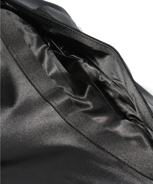 BEAUTY&YOUTH UNITED ARROWS(ビューティーアンドユースユナイテッドアローズ)の「BY メタルプレート フラップチェーンバッグ ◆(クラッチバッグ・レディース・ブラック/ベージュ・フリー)」の5枚目の写真