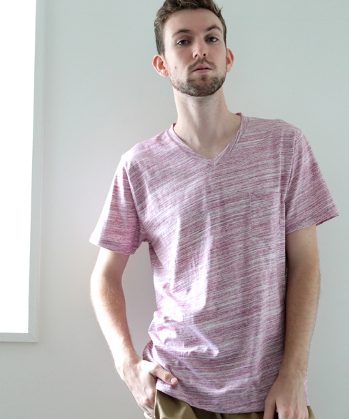 Denime(ドゥニーム)の「ダン染めVネックTシャツ(Tシャツ/カットソー・メンズ・ブルー/グリーン/レッド/ブラック/オートミール・X-LARGE/LARGE/SMALL/MEDIUM)」の5枚目の写真