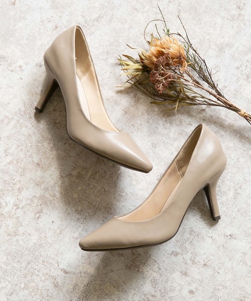 menue（メヌエ）の「ポインテッドトゥ 美脚魅せ 8cmヒールパンプス（パンプス・レディース・アイボリー/ピンクベージュ/グレイッシュベージュ/ブラック/スモークピンク/ベージュ系その他/ブラック系その他/ホワイト/グリーン系その他/レッド系その他/ライトグレー/ネイビー/ブラウン系その他・21.5cm/25.5cm/22.5cm/23.5cm/22.0cm/23.0cm/24.5cm/25.0cm/26.0cm/26.5cm/24.0cm/27.0cm/21.0cm）」の14枚目の写真